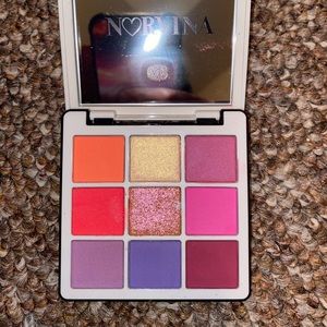 ABH Norvina Collection